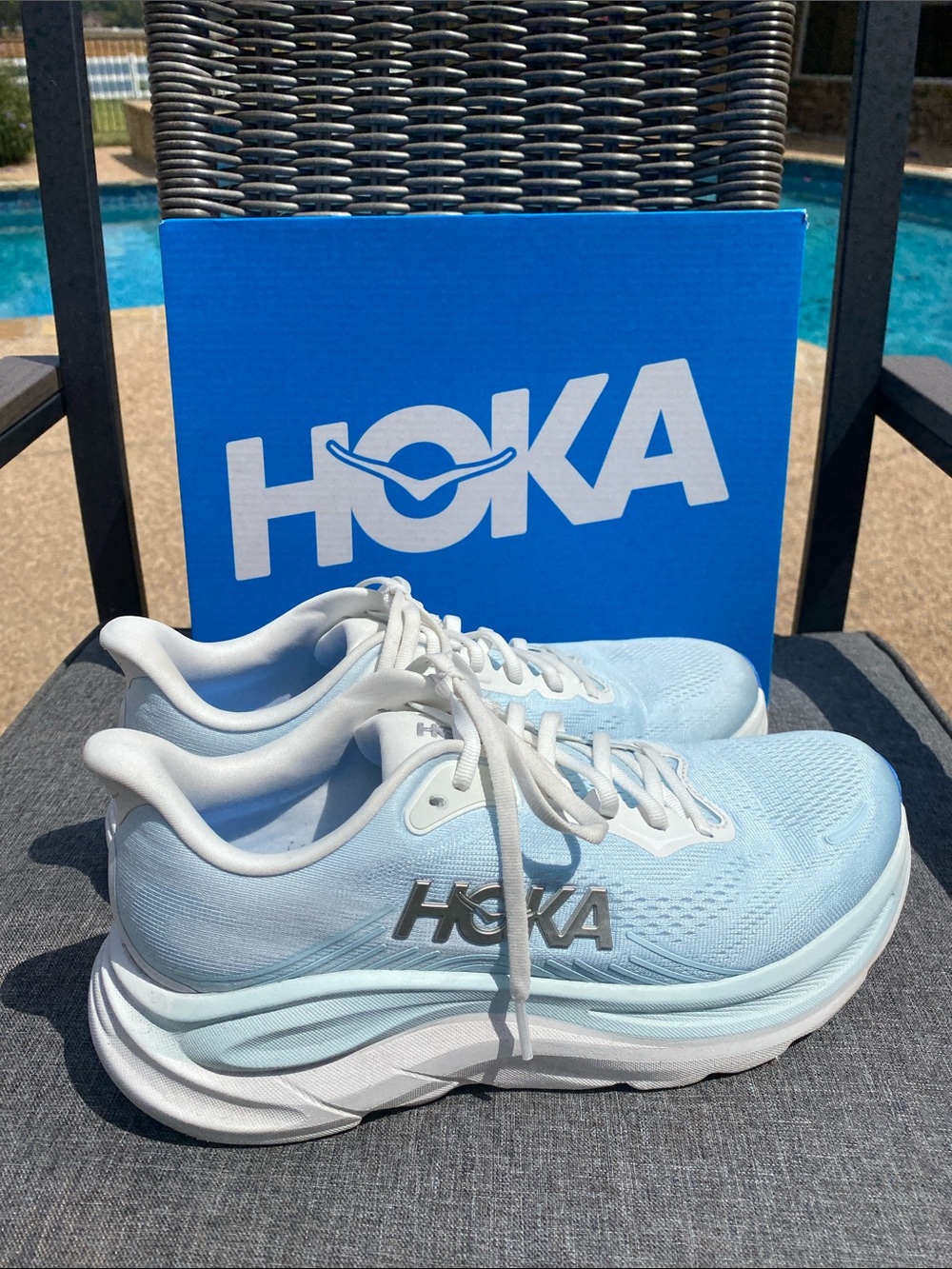 Hoka Clifton 11, Women 9